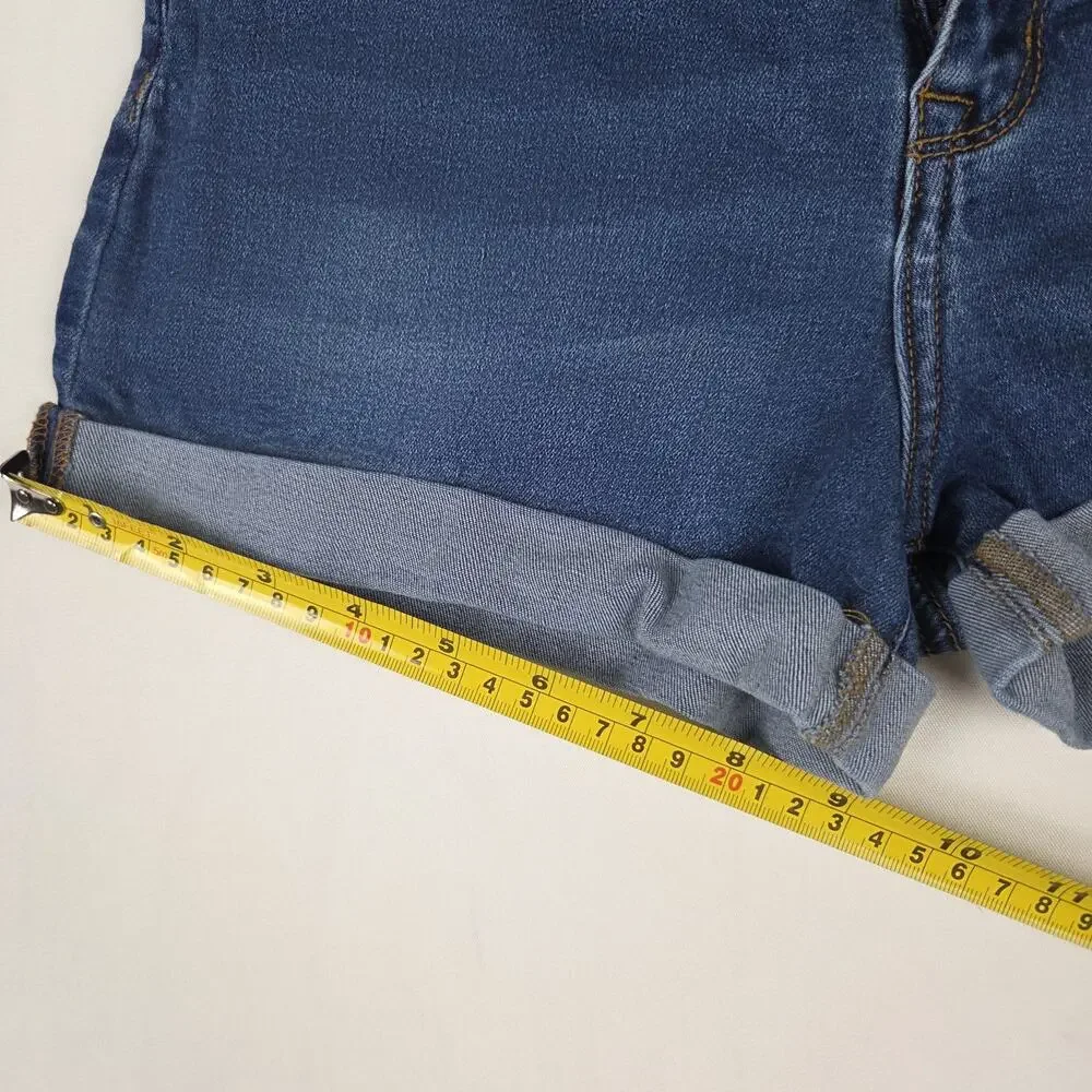 Forever 21 Size 27 Cuffed Denim‎ Jean Shorts - Picture 7 of 9
